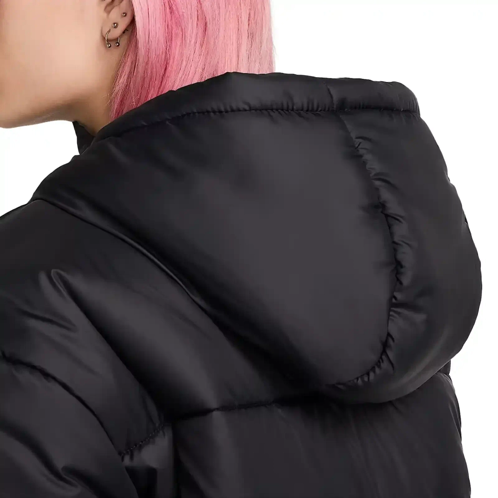 Баскетбольная женская куртка Nike Sportswear Classic Puffer Jacket Black