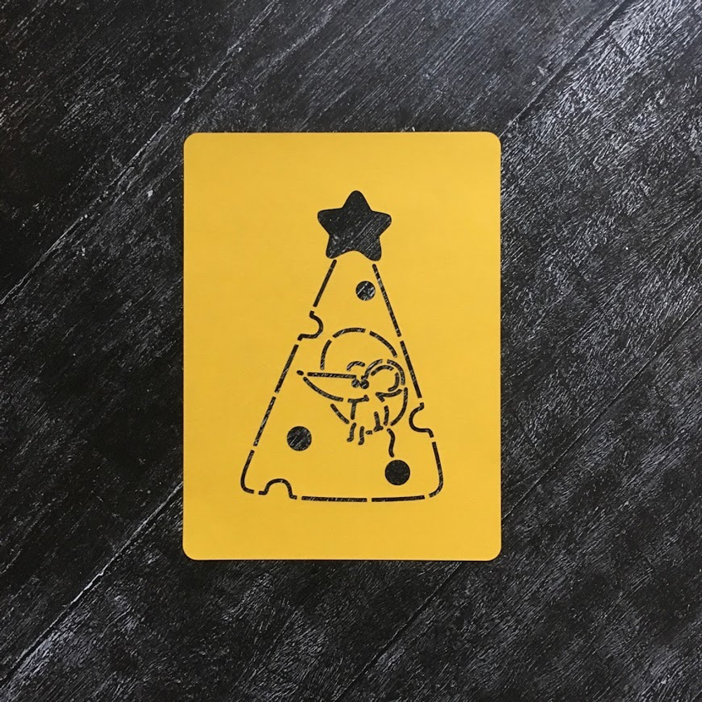 Мышка №57 в сырной ёлке