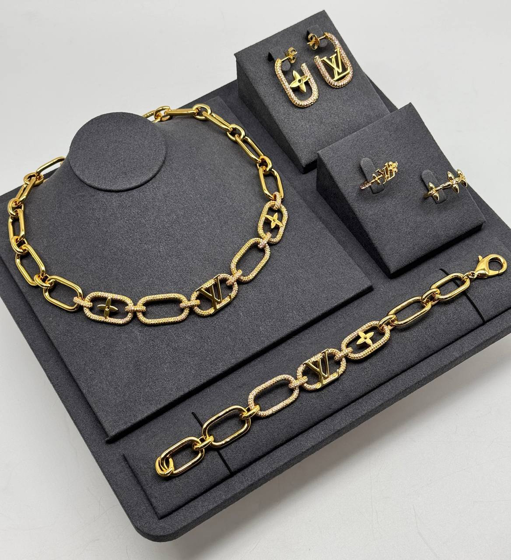 Кольцо Louis Vuitton