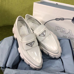 Ботинки Prada