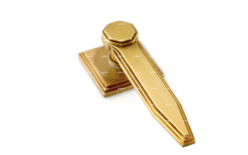 Ручка Арт деко на квадратной розетке