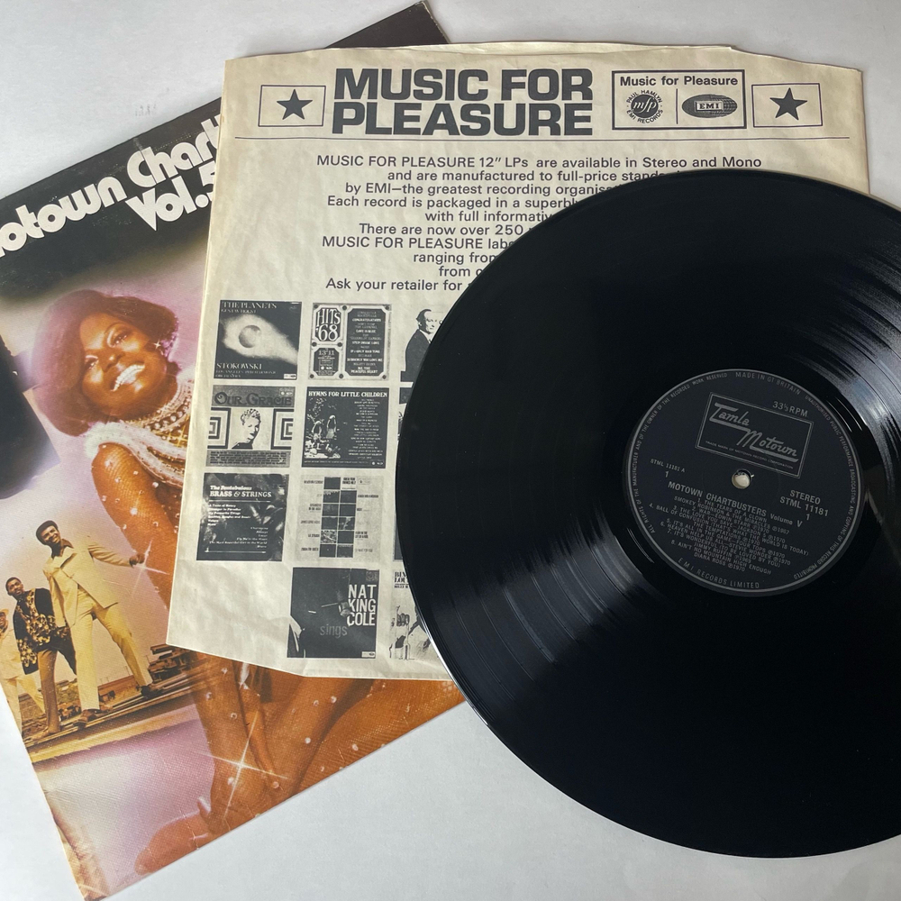 Винтажная виниловая пластинка LP Сборник Фанка Motown Chartbusters Vol. 5 (Англия 1972) (Marvin Gaye, Stevie Wonder, Edwin Starr War и др)