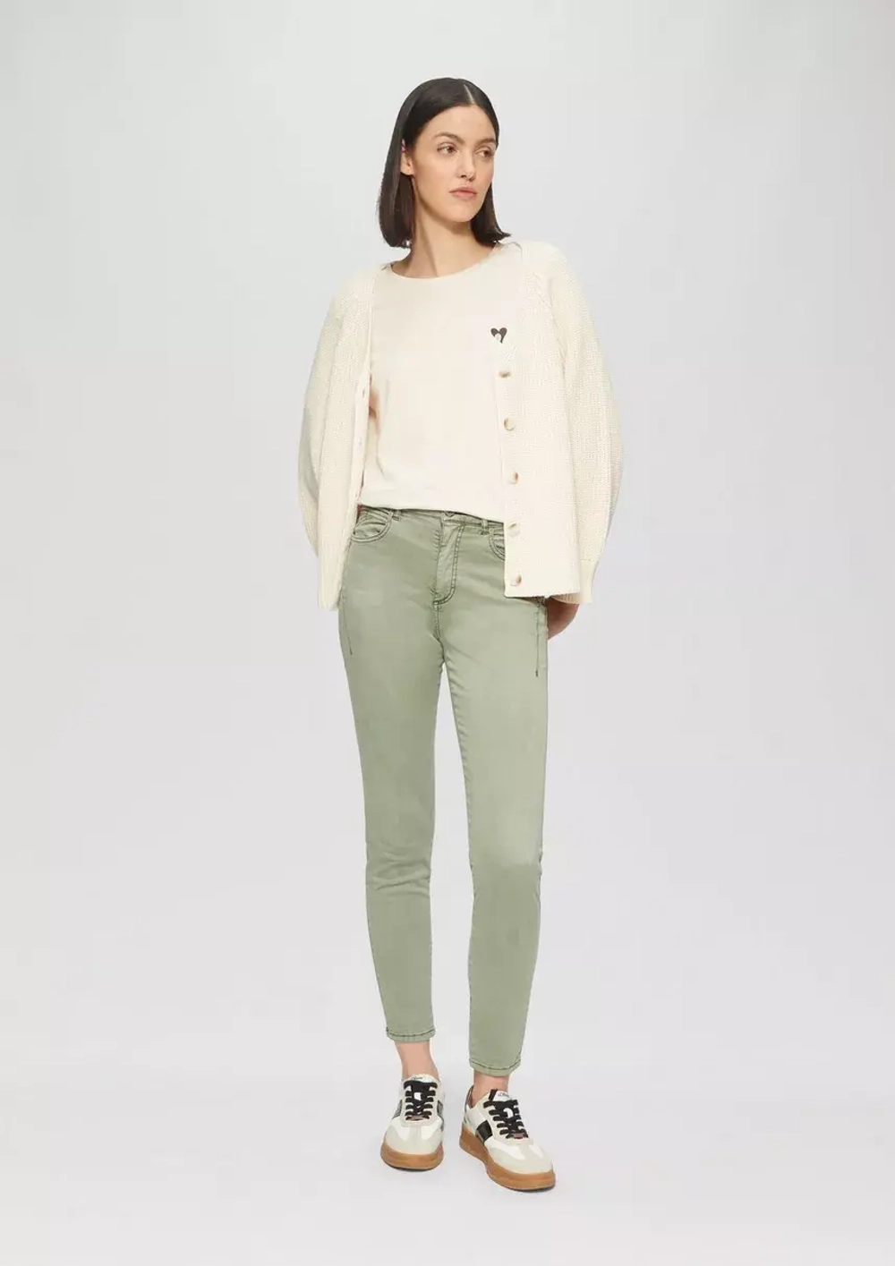 Футболка Relaxed Fit с вышивкой в виде сердца s.Oliver