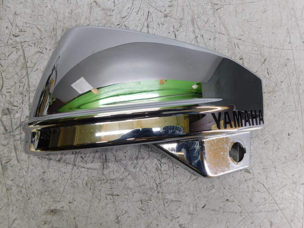 Крышка боковая левая Yamaha Drag Star 400 Classic 4TR-21711