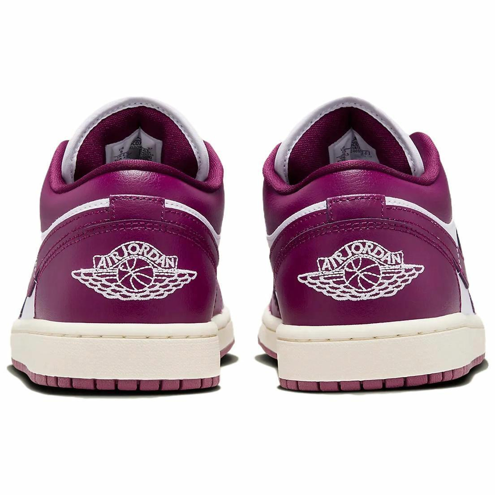 Кроссовки Jordan Air Jordan 1 (Женская размерная сетка)
