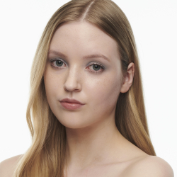MAC Cosmetics Studio Radiance Serum-Powered Foundation - увлажняющая основа, 30 ml