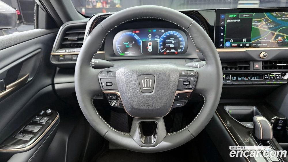 Toyota Crown Crossover 2.5 4WD Hybrid (11.2023)