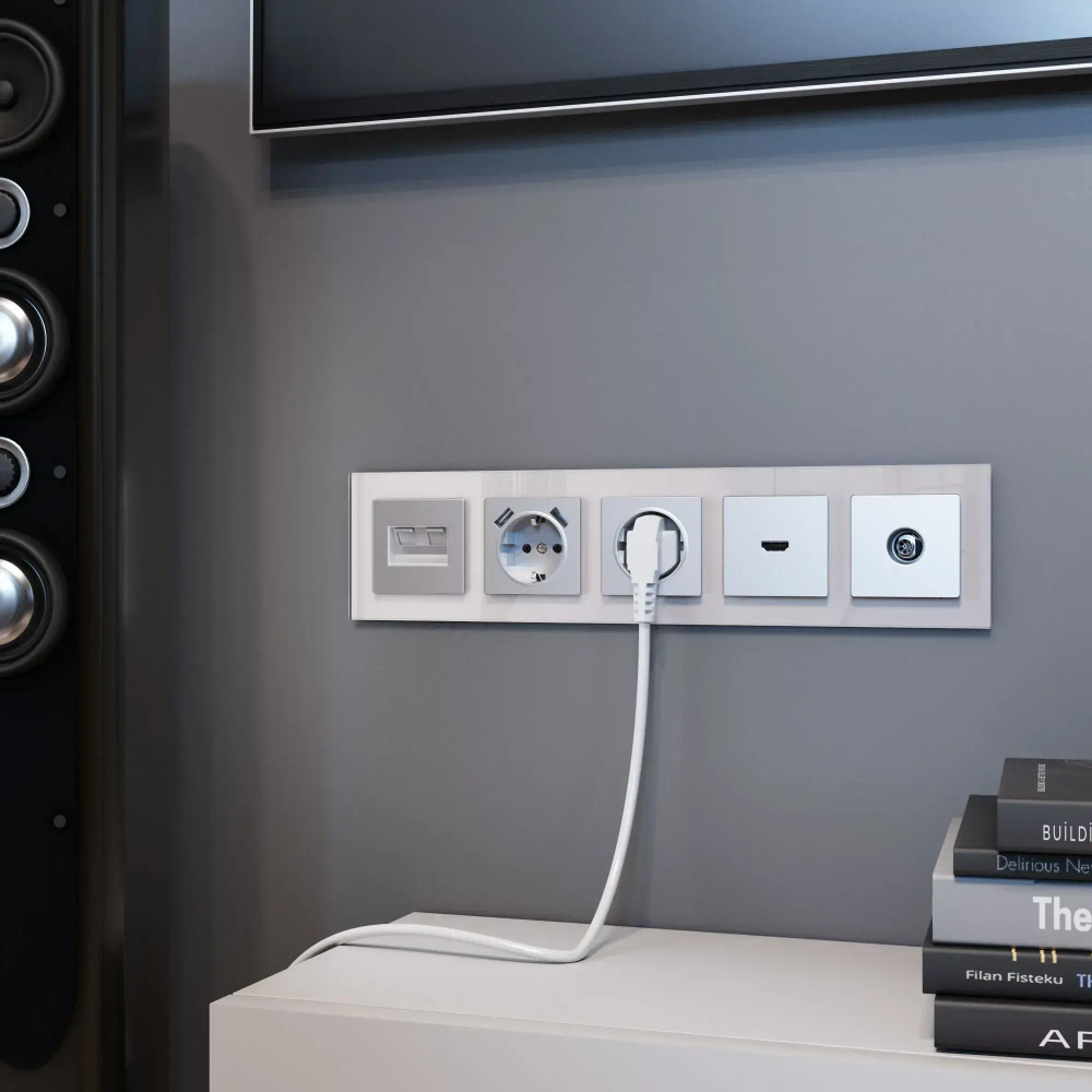 Рамка на 5 постов Favorit (дымчатый, стекло) W0051117