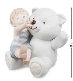 Pavone JP-48/31 Фигурка «Мальчик с мишкой» бисквит