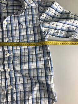 Рубашка H&M модная, визуально на 10 лет