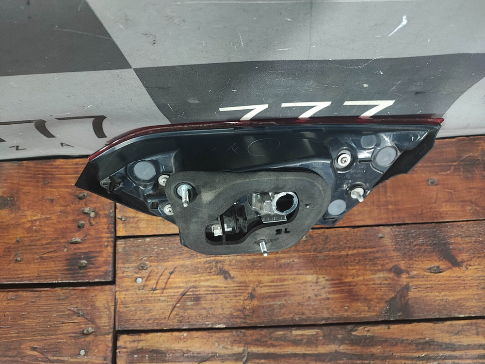 Фонарь задний левый Toyota Camry (XV70) 17-нв Б/у Оригинал 8159133330