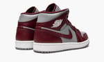 Air Jordan 1 Mid "Cherrywood Red"