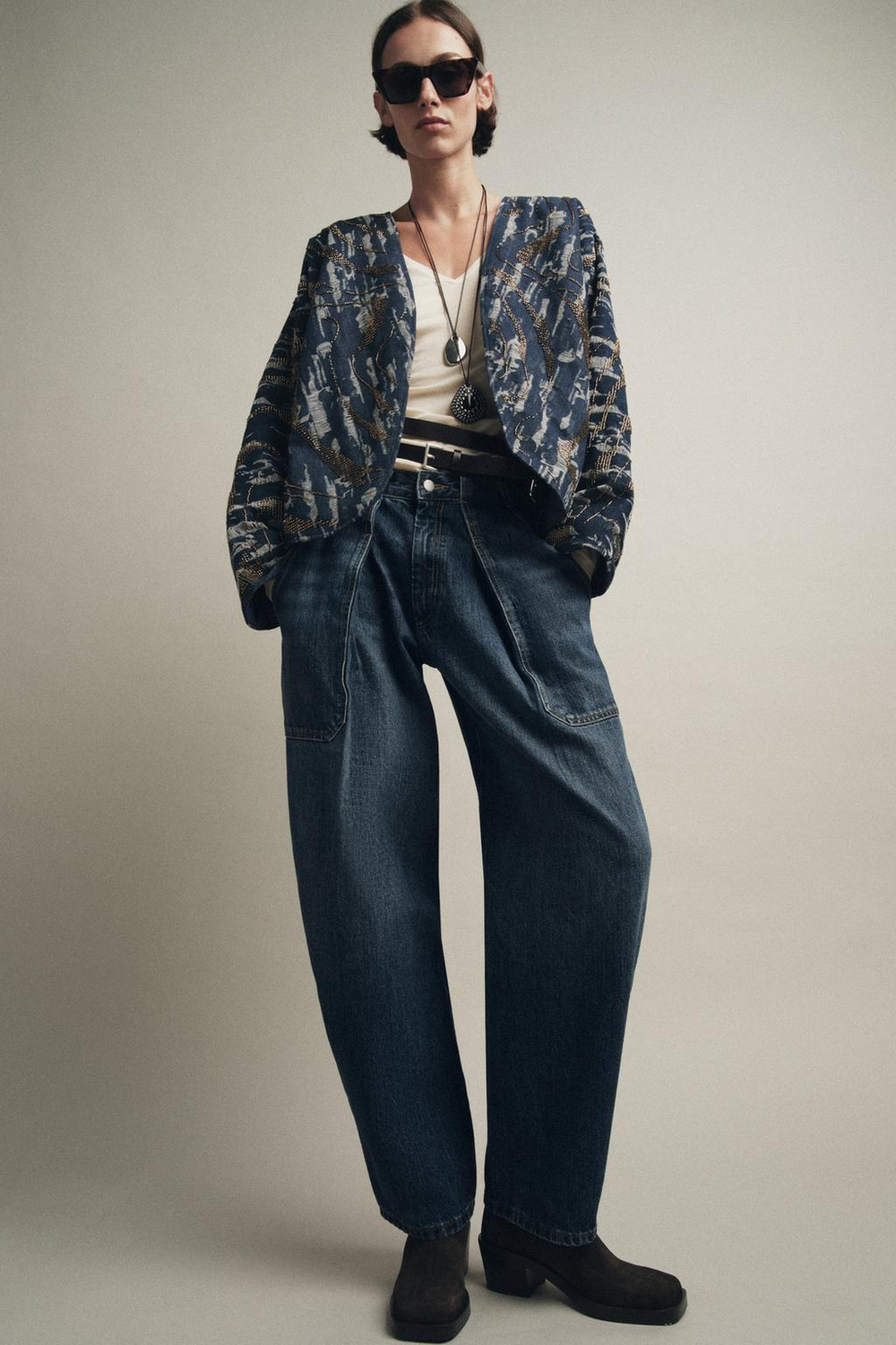 ZARA СТЕГАНОЕ КИМОНО С ЭФФЕКТОМ ДЕНИМА И БУСИНАМИ, СИНИЙ