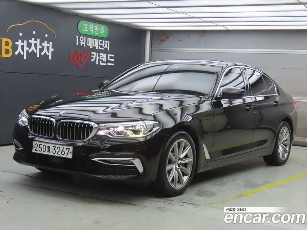 BMW 5 Series (G30) 530e Luxury (02.2020)