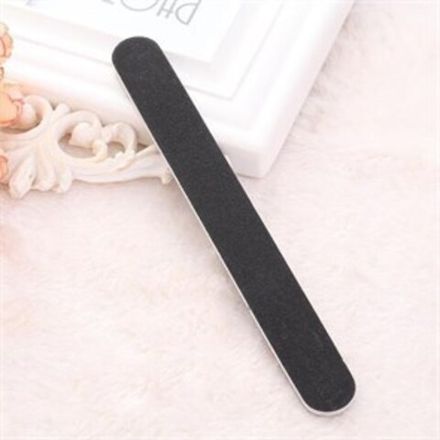 Маникюр и педикюр