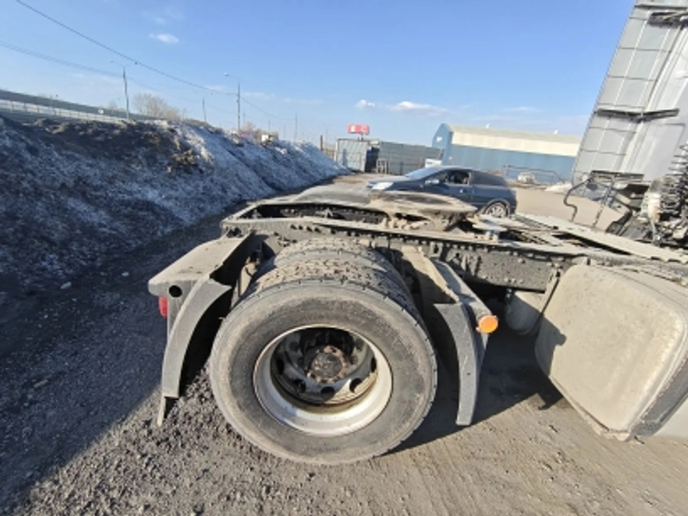 FAW J7 4x2 Седельный тягач CA4180P77K25E5 (Дизельный, 12,5 л, 553 л.с., АТ)