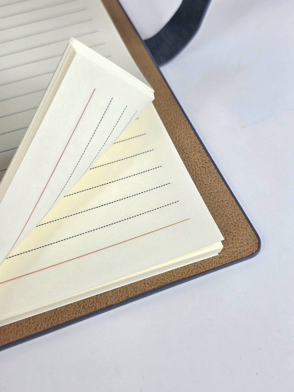 Блокнот органайзер А5 на кольцах 96 л. на магните в линейку синий джинс(5919-6)