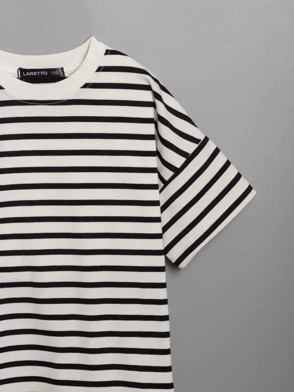 Футболка для девочки в полоску