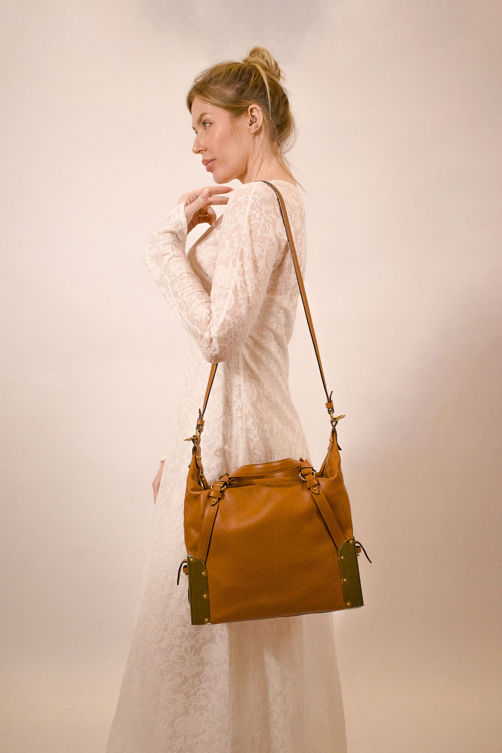 C7C3458A-BBF2-4743-8D5B-C8665D57D386