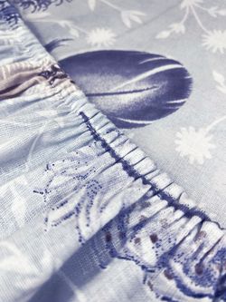 Постельное белье Сказка "Перышко" 2-спальный Наволочка 50х70 см 2 шт Простынь на резинке 160х200 см Пододеяльник 175х215 см, перкаль