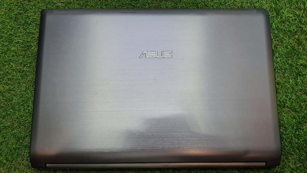 Ноутбук ASUS i5/4Gb/GT 540M 2Gb