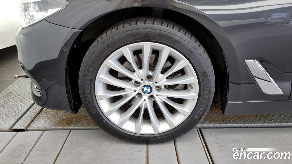 BMW 5 Series (G30) 520d Luxury Plus (10.2019)