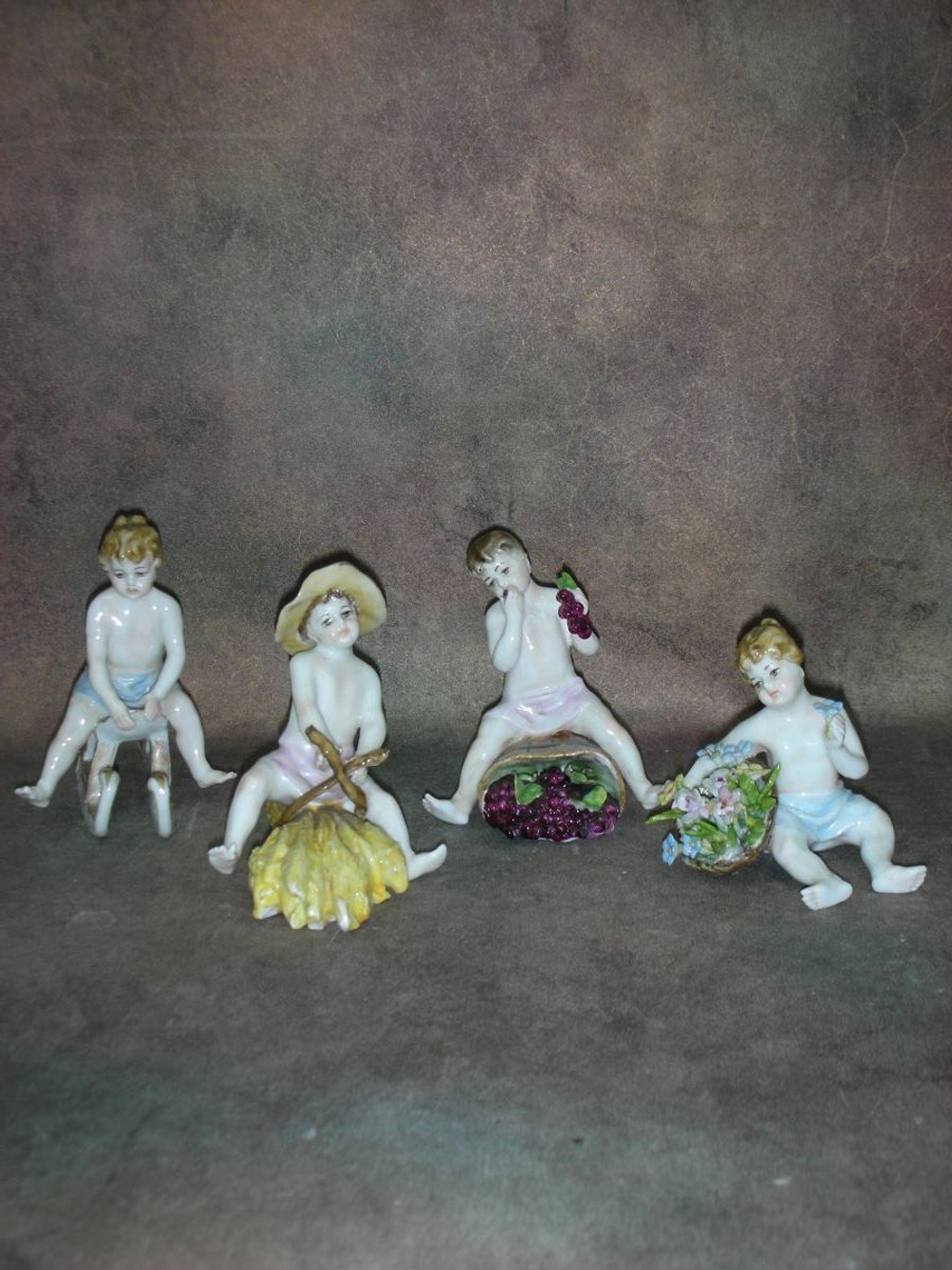 Статуэтка. Фарфор. Времена года. Capodimonte. Италия