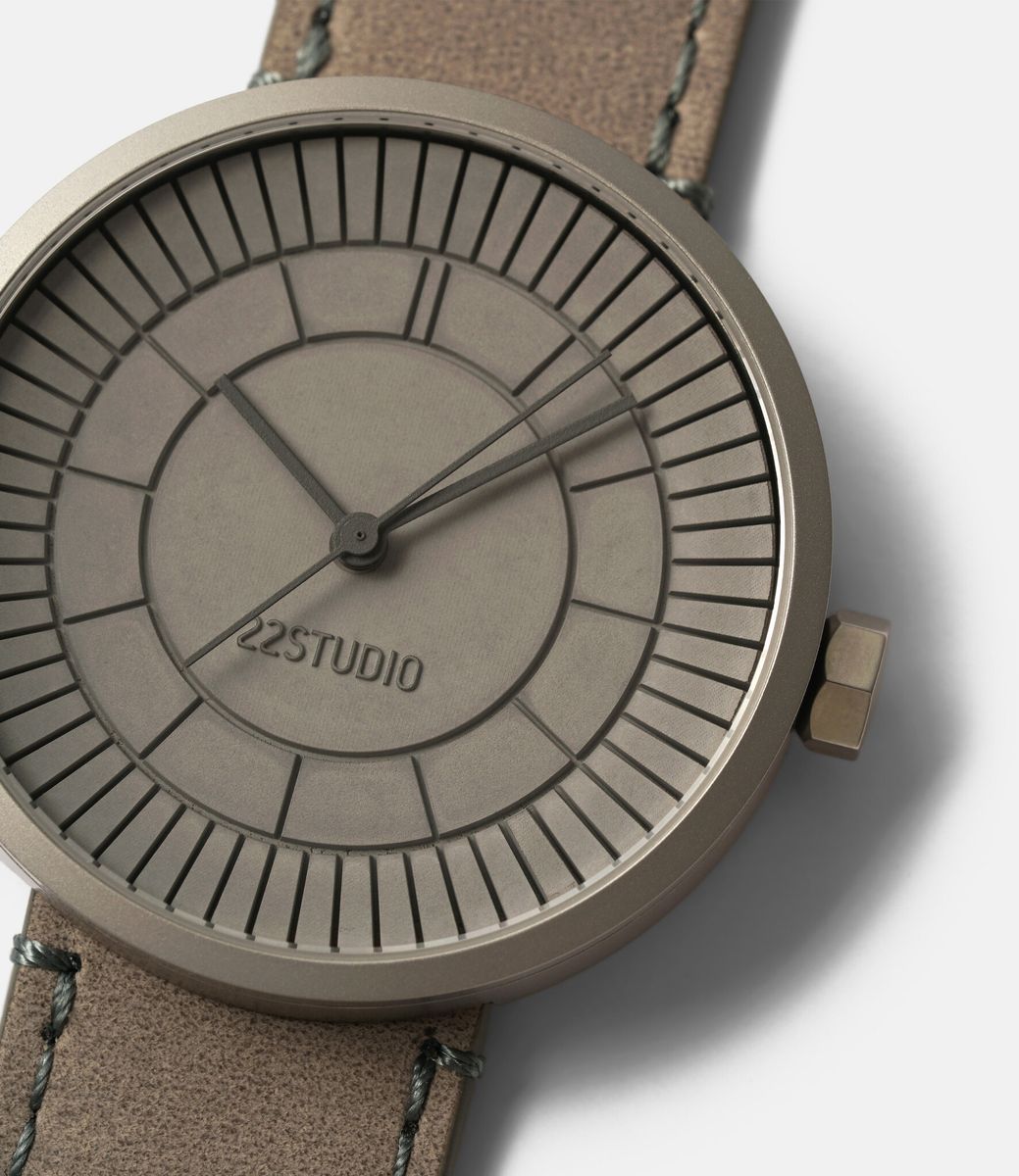 22 Studio Concrete Sector Grey — часы с бетонным циферблатом (40 мм)
