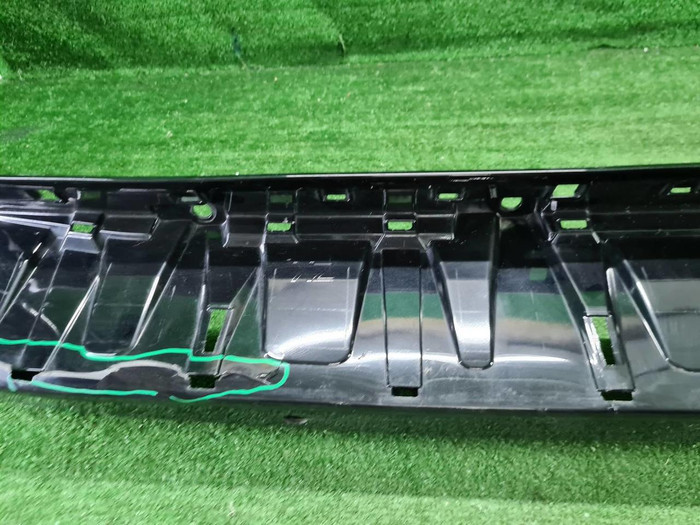 Бампер задний Toyota Land Cruiser 300 (2021-н.в.)