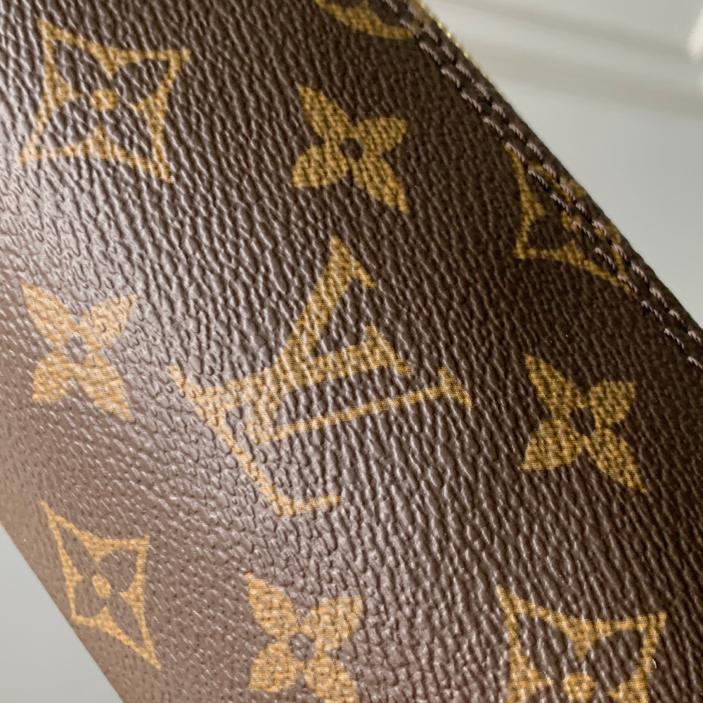 Louis Vuitton Pochette Papillon