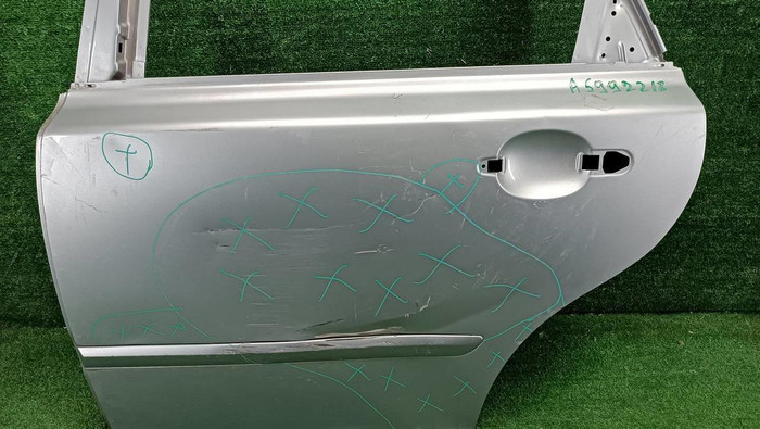 Дверь задняя левая Volvo S40 2 (2004-2012)