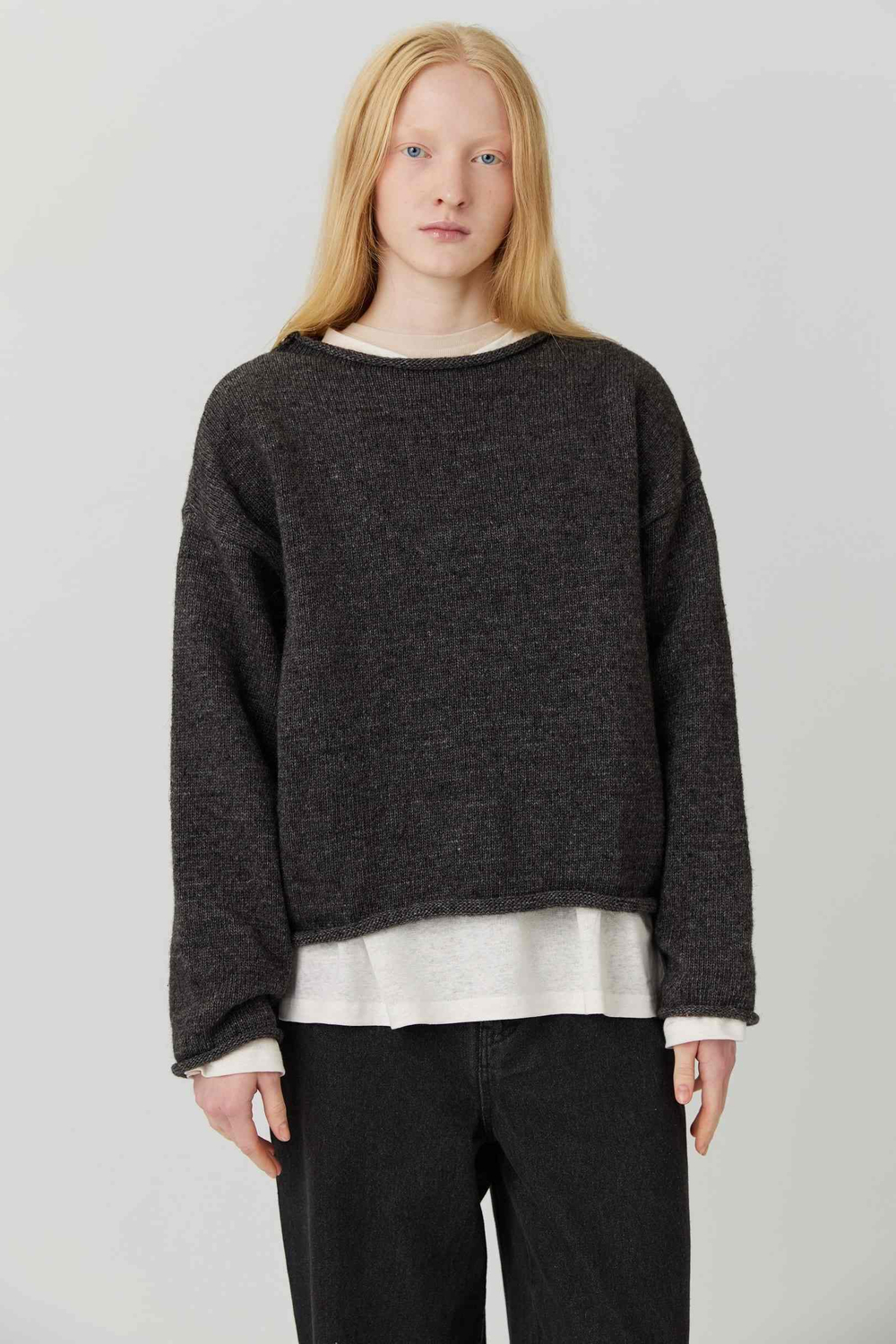 Рыбацкий свитер из шерсти темно-серого цвета