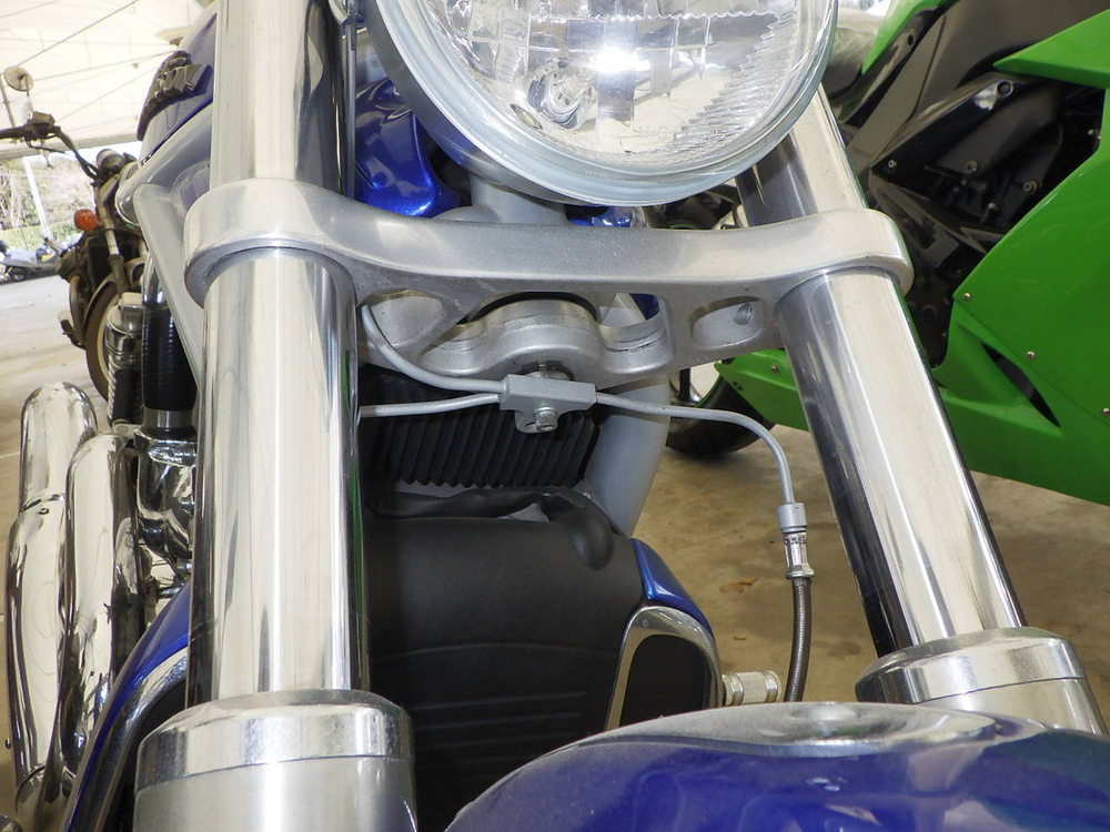 Harley-Davidson V-Rod VRSCAW 1130 054021