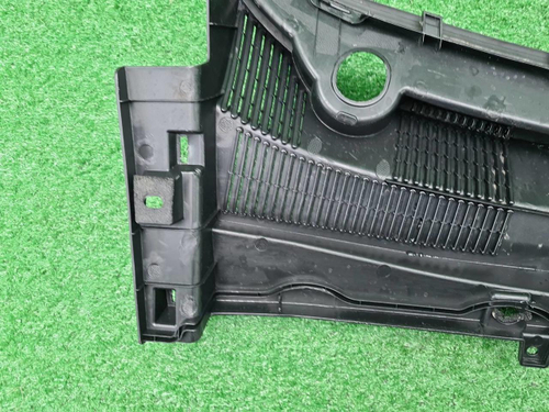 Жабо Geely Coolray (2019-2024)