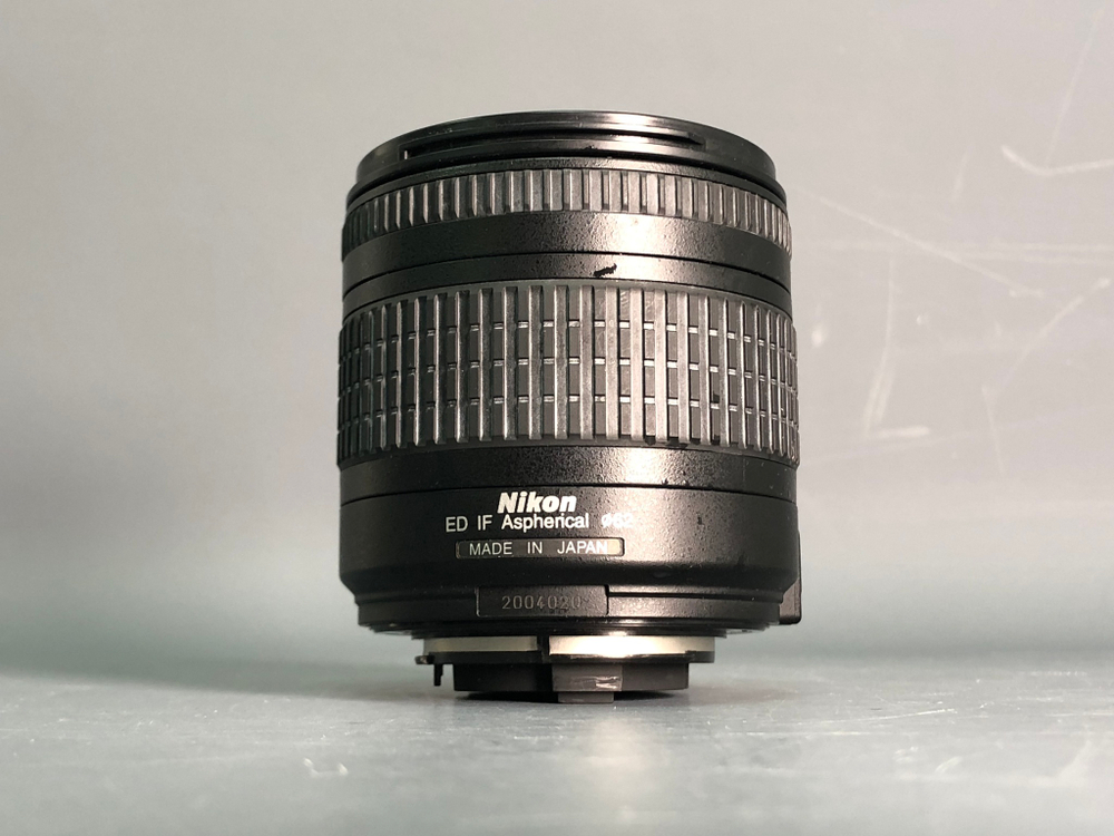 Nikon 28-200mm f/3.5-5.6G ED-IF AF Nikkor.