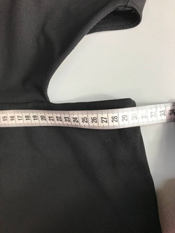 Платье H&M с акцентом на талии, маркировка XS, визуально 42 размер