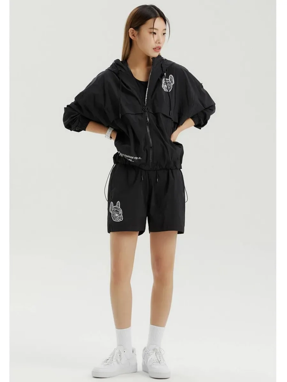 Шорты нейлоновые с завязками