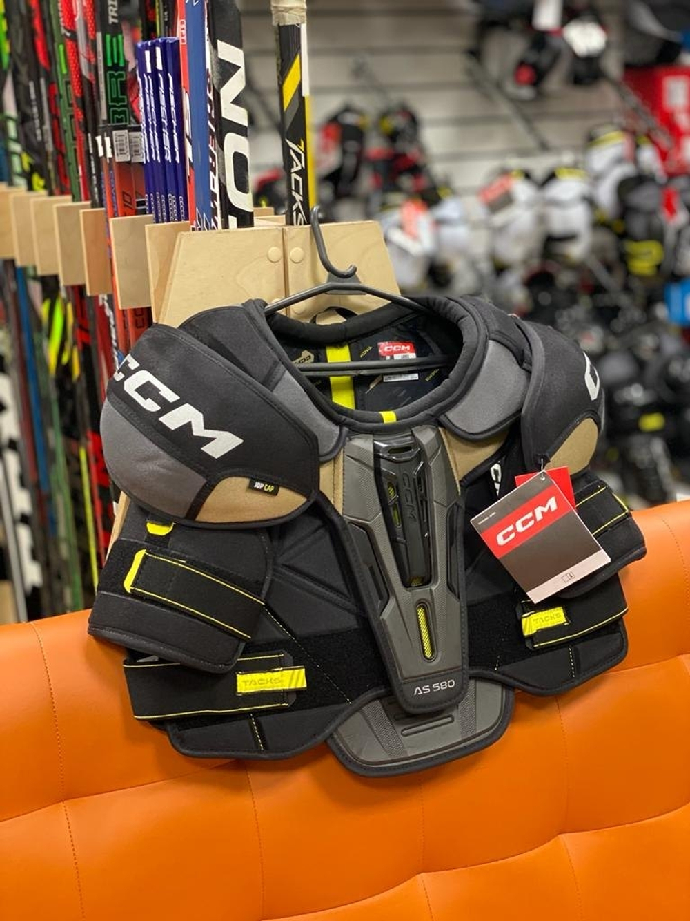 CCM tacks as580 SR M