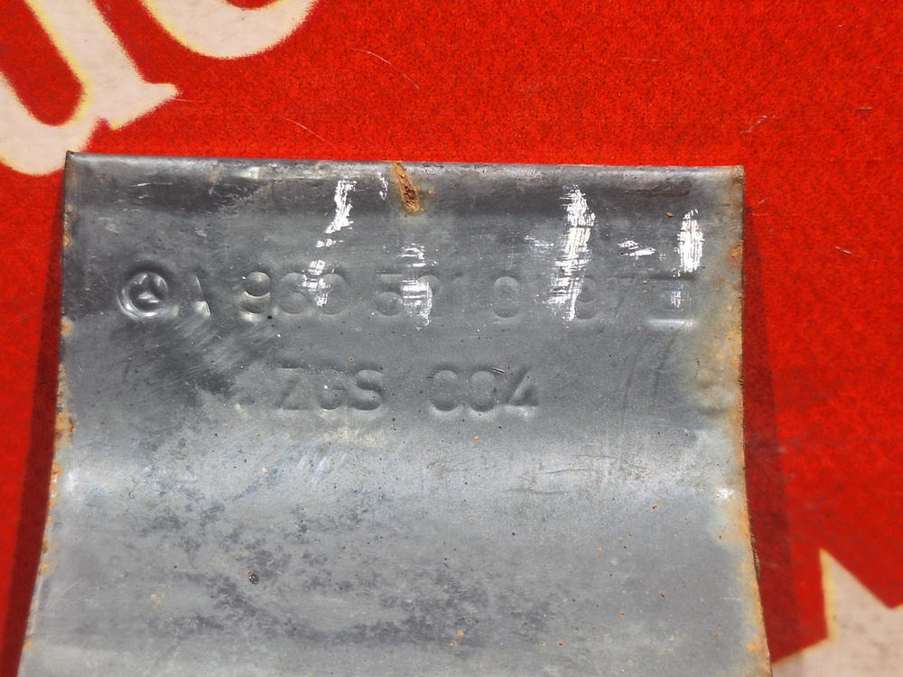 Кронштейн крыла заднего 2018г.