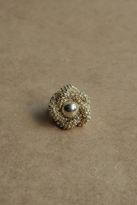 Кольцо с цветком в винтажном стиле / Beaded Breakfast