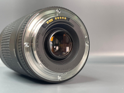 Canon EF 75-300mm 4-5.6 III