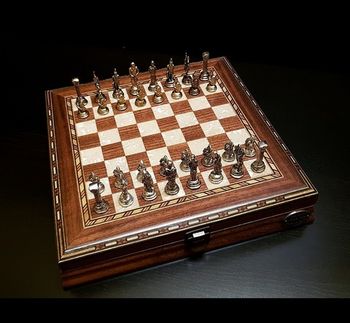 Шахматы Helena Wood Art "Илиада мини" орех антик (2811.WAL.5102.150)