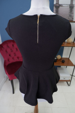 Блузка Avant Première  с баской 44 размер