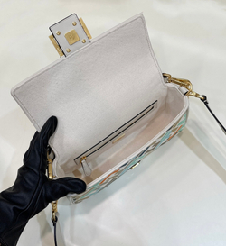Fendi Baguette 27 cm