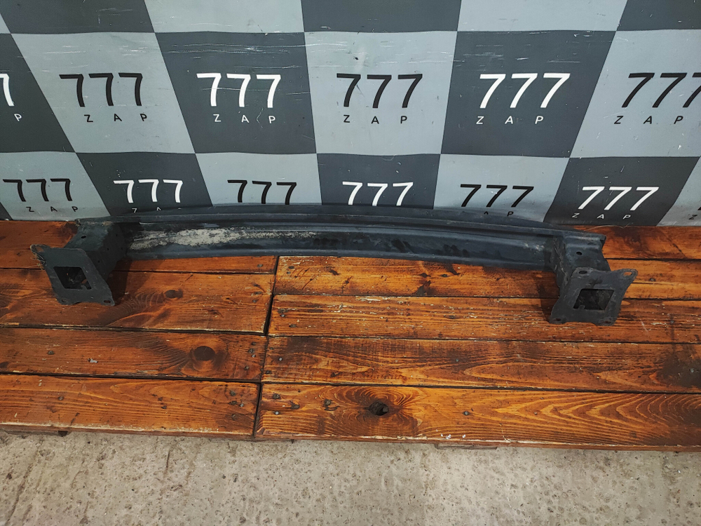 Усилитель заднего бампера Skoda Octavia 3 (A7) 13-20 Б/У Оригинал 5E5807305