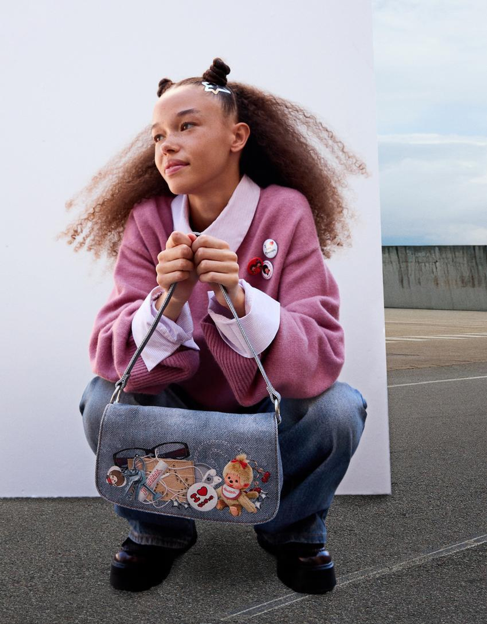 BERSHKA Сумка с принтом Monchhichi, синий