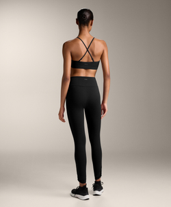 Oysho Спортивный бюстгальтер Comfortlux с перекрещивающимися бретелями и легкой поддержкой, черный