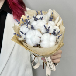 «Прованс» букет из сухоцветов с хлопком, лавандой и лагурусом