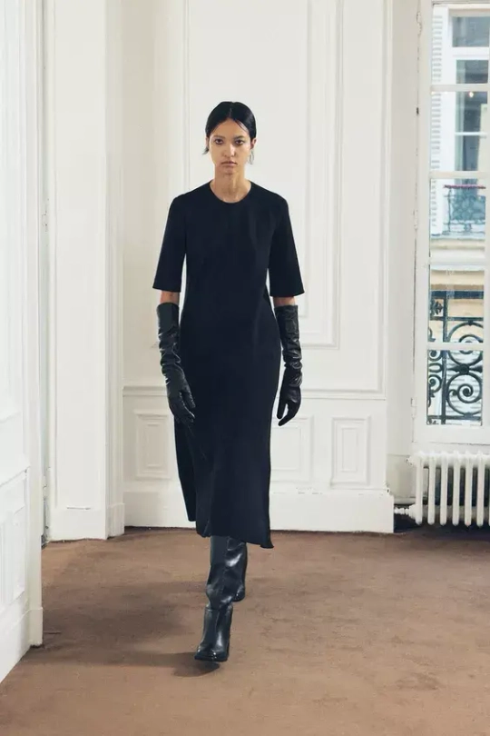 ZARA РАСКЛЕШЕННОЕ ПЛАТЬЕ МИДИ — ZW COLLECTION, ЧЕРНЫЙ