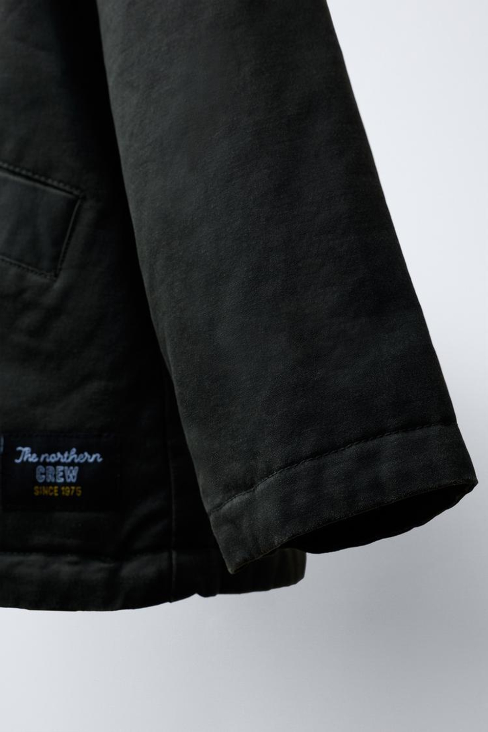 ZARA КУРТКА ИЗ ВОЩЕНОЙ ТКАНИ, ТЕМНЫЙ ХАКИ